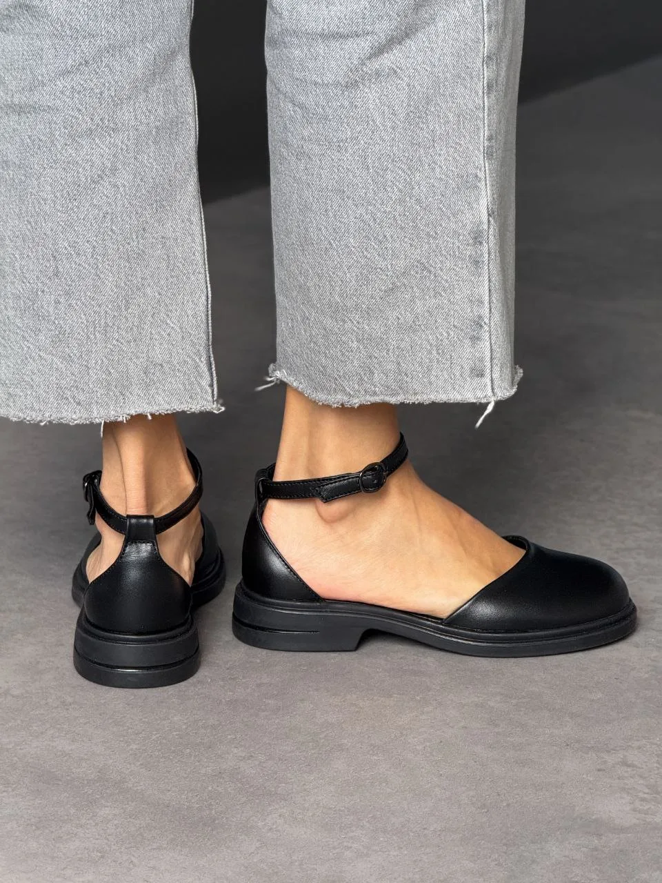 босоніжки з натуральної шкіри