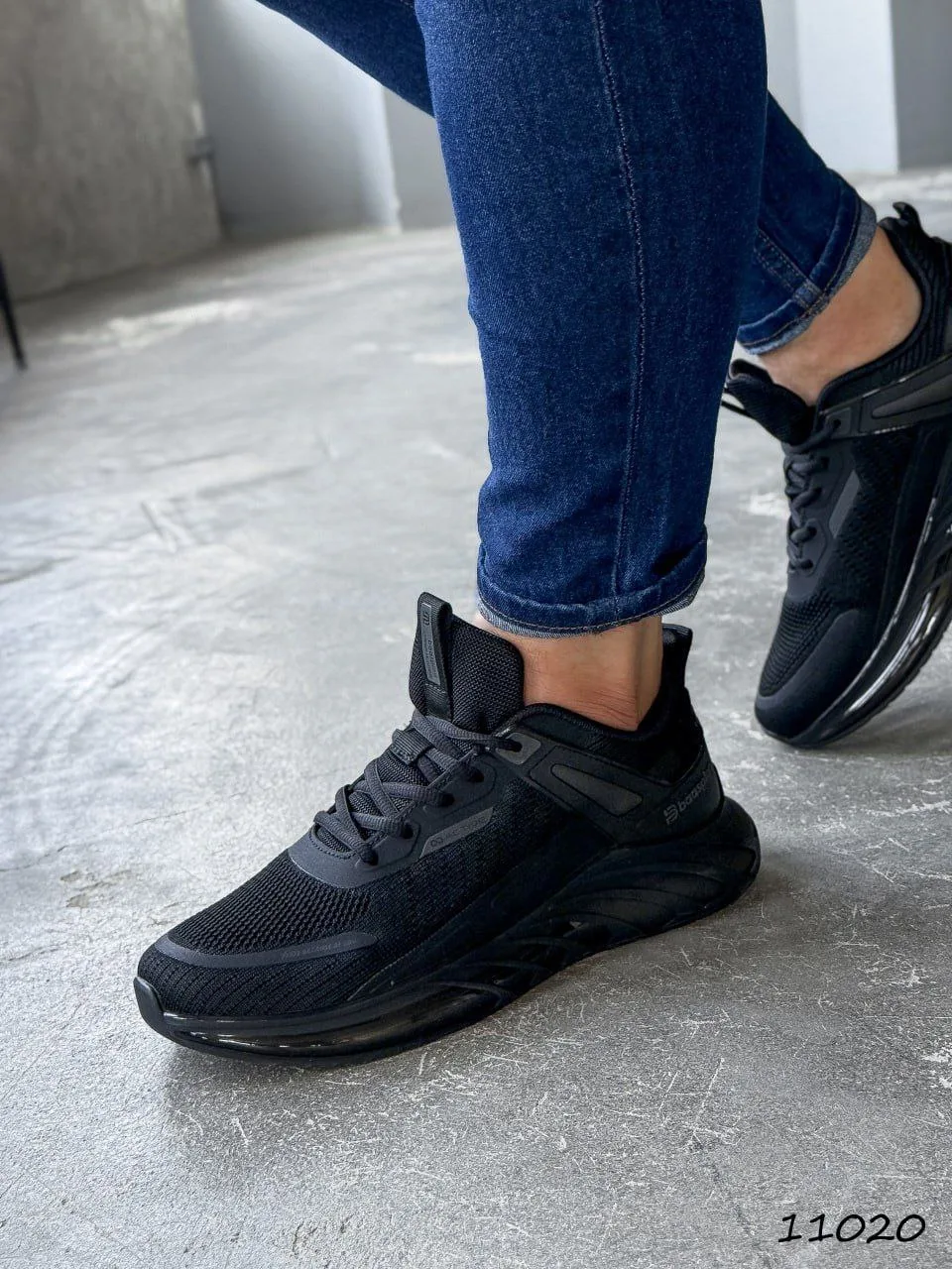 чоловічі кросівки Bass чорні