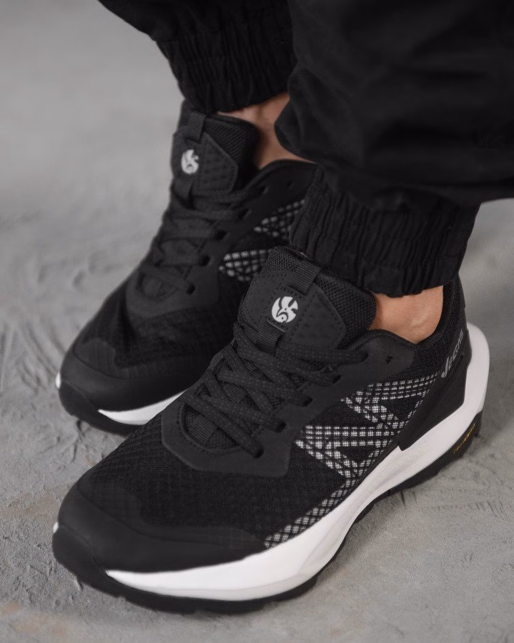 чоловічі кросівки ARGON black-white