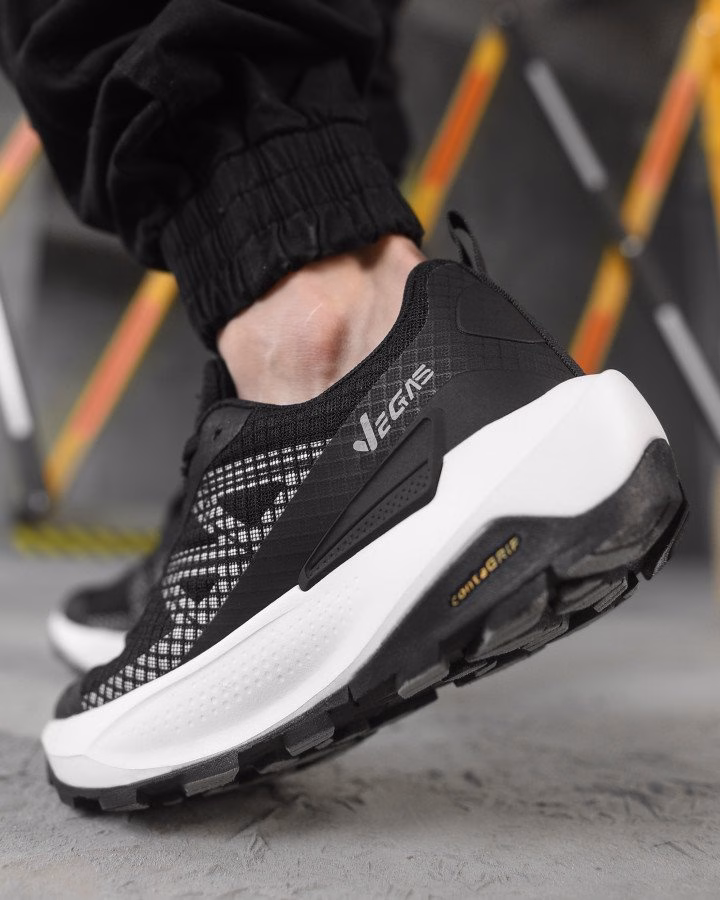 чоловічі кросівки ARGON black-white