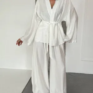 елегантний костюм для спекотного літа