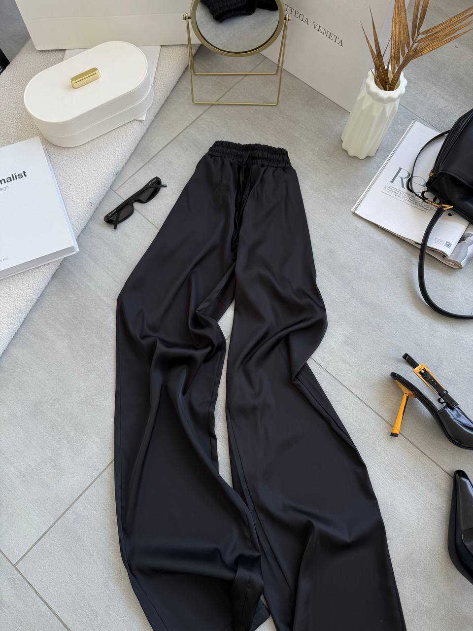 Штани жіночі чорного кольору з шовку армані - Зображення 2